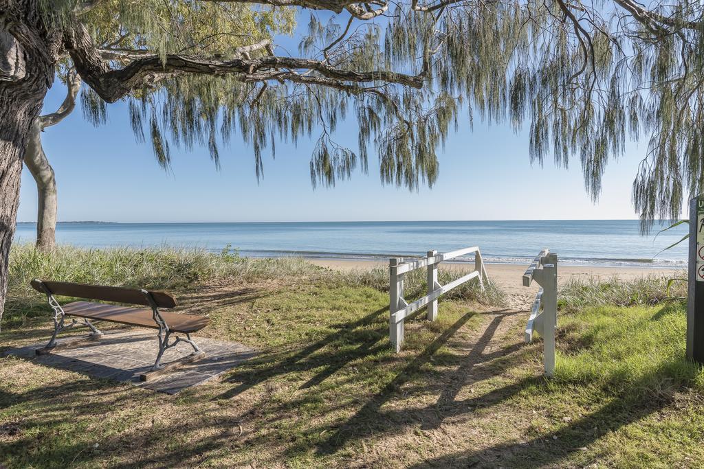 Hervey Bay Colonial Lodge Torquay ภายนอก รูปภาพ