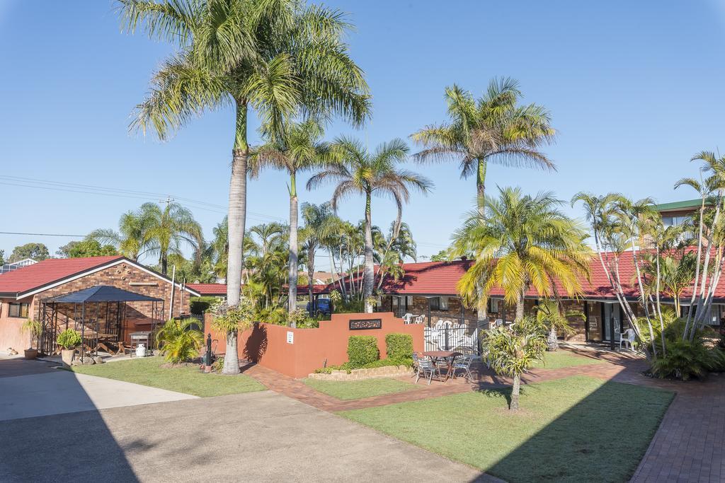 Hervey Bay Colonial Lodge Torquay ภายนอก รูปภาพ