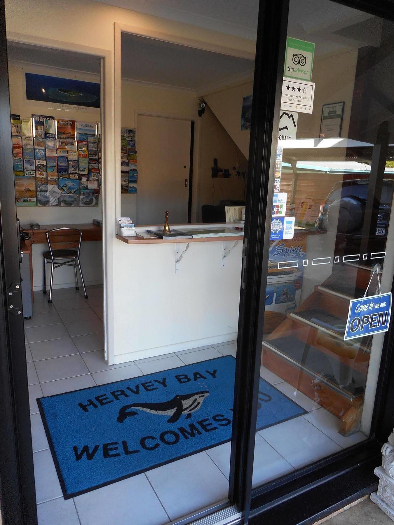 Hervey Bay Colonial Lodge Torquay ภายนอก รูปภาพ