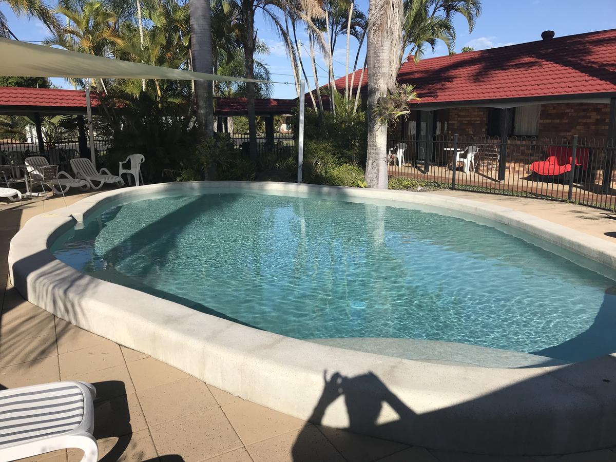 Hervey Bay Colonial Lodge Torquay ภายนอก รูปภาพ