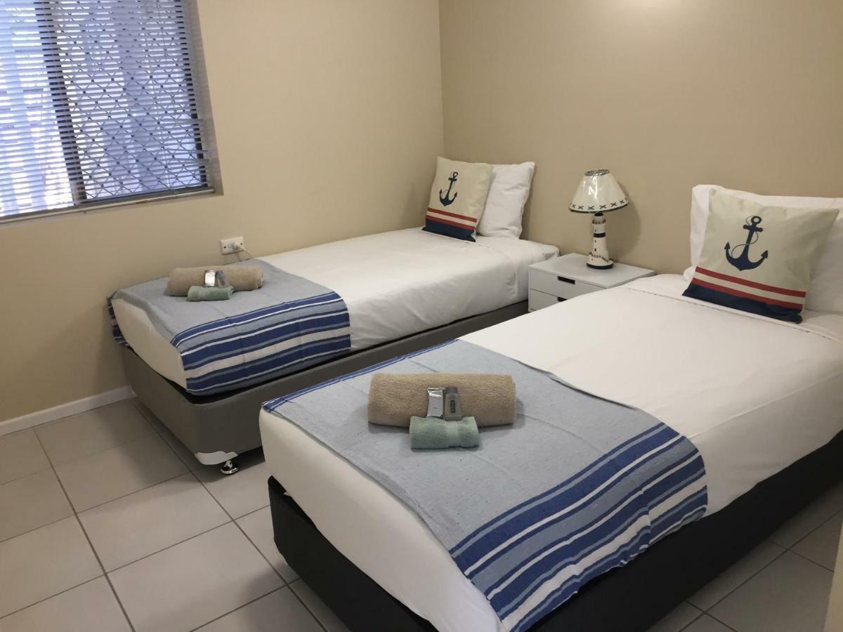 Hervey Bay Colonial Lodge Torquay ภายนอก รูปภาพ