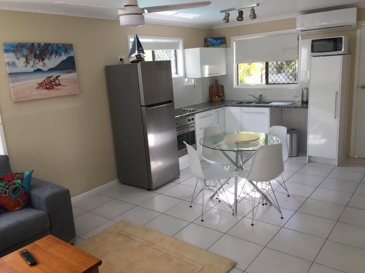 Hervey Bay Colonial Lodge Torquay ภายนอก รูปภาพ
