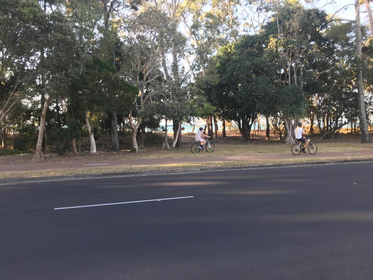 Hervey Bay Colonial Lodge Torquay ภายนอก รูปภาพ