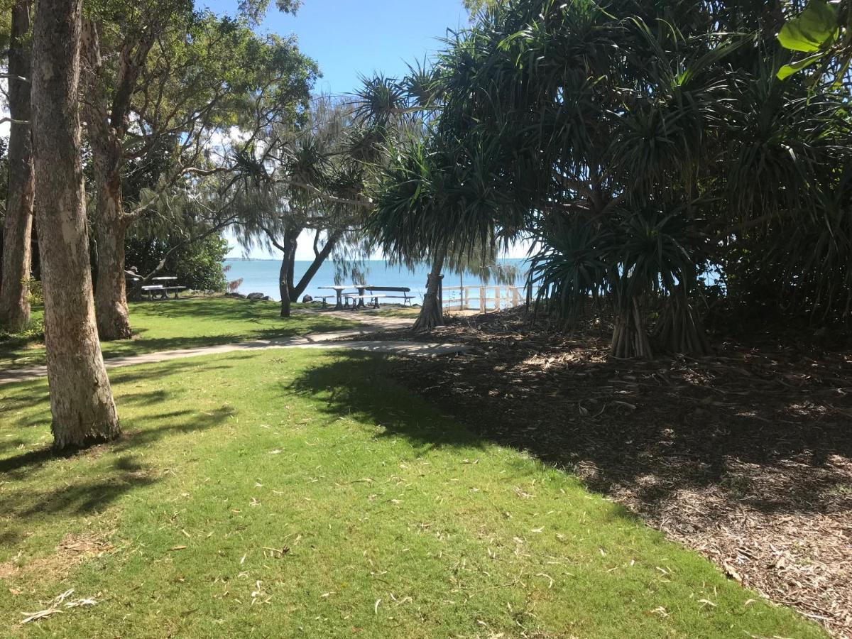 Hervey Bay Colonial Lodge Torquay ภายนอก รูปภาพ