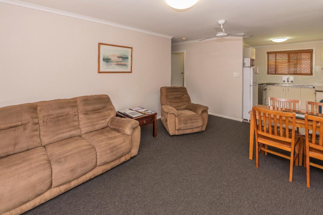 Hervey Bay Colonial Lodge Torquay ภายนอก รูปภาพ